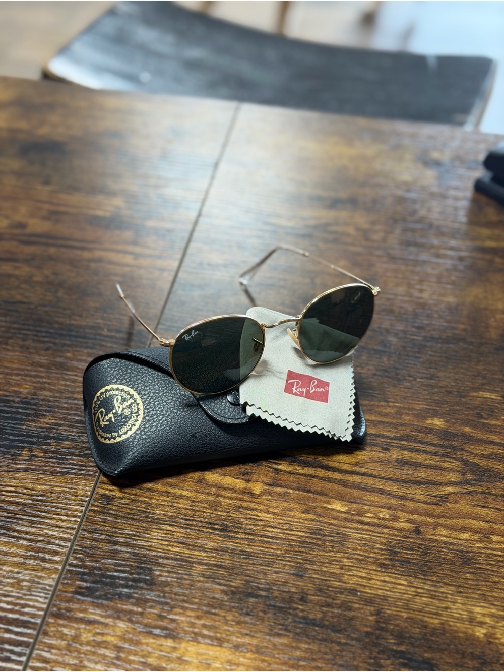 Ray-Ban RB3447 Round Metal Gold Green Sunglasses 53mm w/ Case